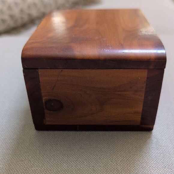 Vintage Rustic Wooden Lidded Storage Box with Metal Clasp - Picture 2 of 7